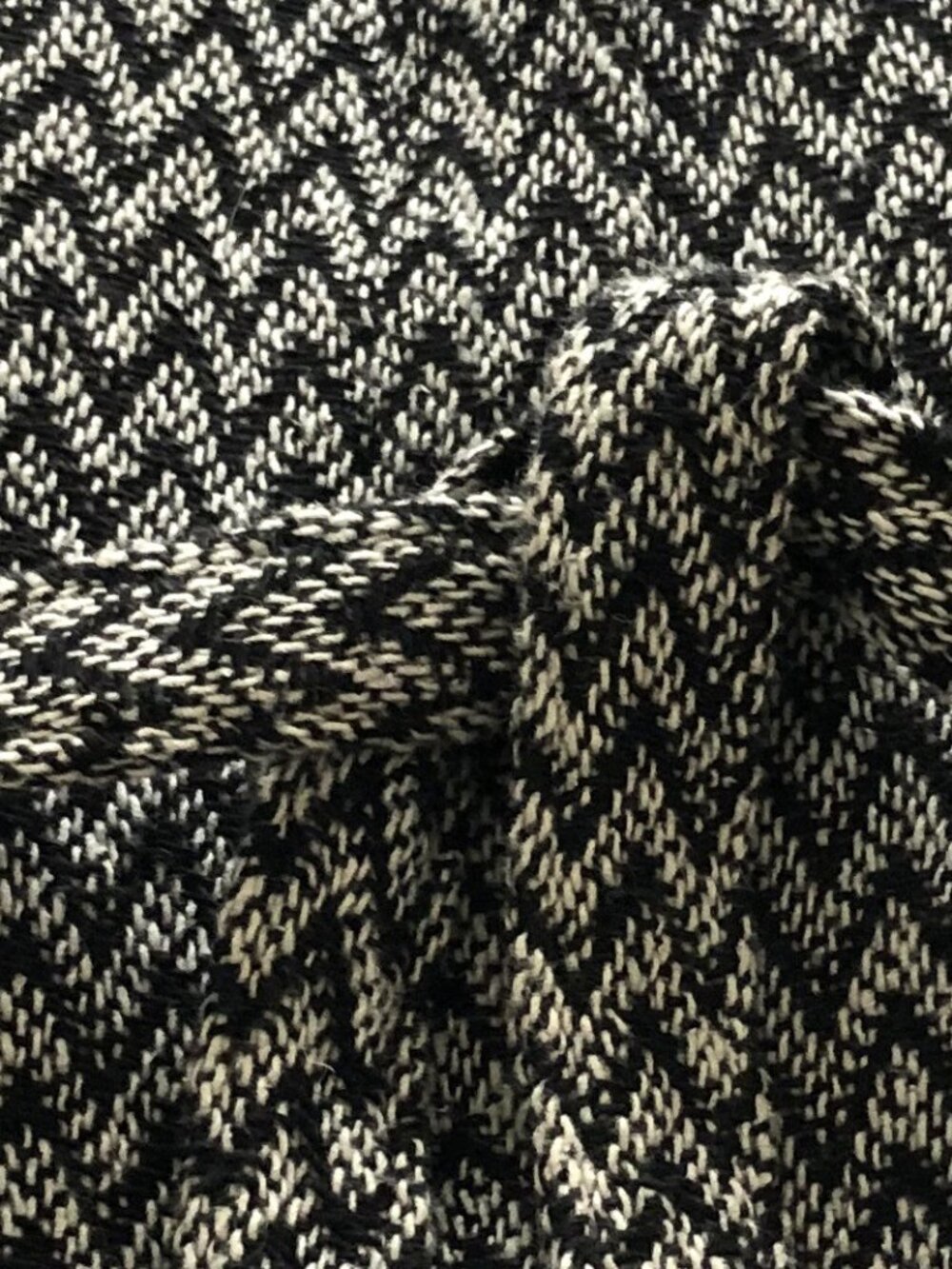 BB Dakota - Black & White Chevron Herringbone Cape with belt wrap - Size S - Picture 6 of 11